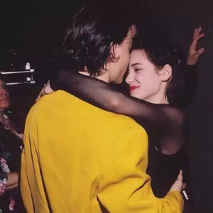 欧美handjob变态手交
